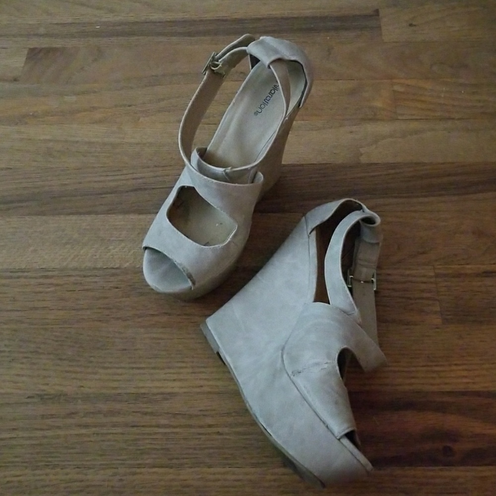 Beige wedges